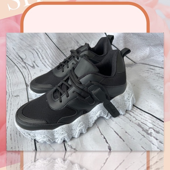 Barbie Shoes | Barbie Chunky Dad Sneakers | Color: Black/White | Size: 6 | Abbym90's Closet